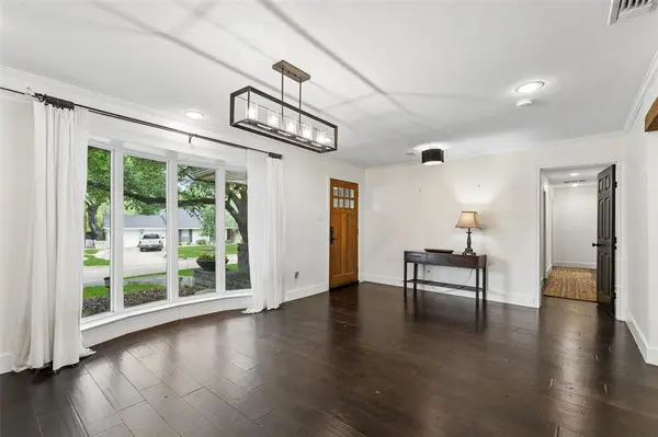 2808 Reedcroft Drive, Farmers Branch, TX 75234