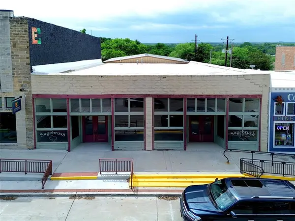 1020 Halsell Street, Bridgeport, TX 76426