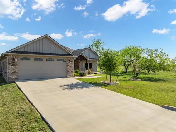 19126 White Bluff Drive, Whitney, TX 76692