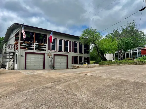 309 Broken Arrow, Comanche, TX 76442