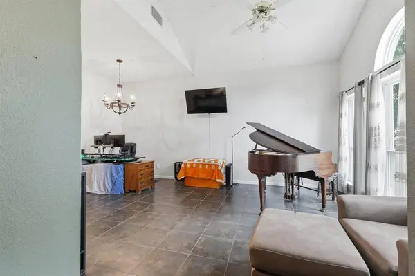 4217 Broken Arrow Road, Fort Worth, TX 76137