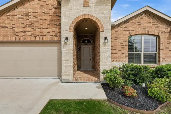 2369 Briscoe Ranch Drive, Weatherford, TX 76087