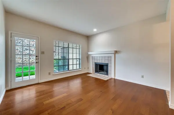 3110 Devonshire Drive #113, Plano, TX 75075