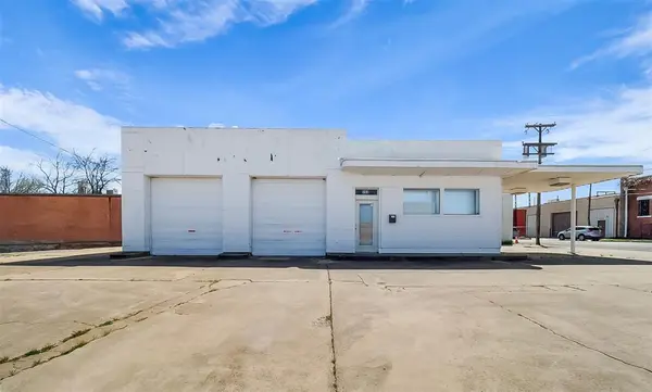 201 E Pecan Street, Sherman, TX 75090