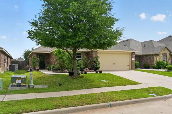 1420 Arabella Avenue, Forney, TX 75126