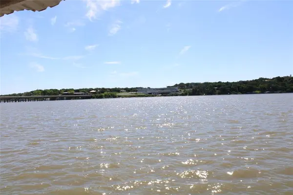 225 Avolyne Avenue, Brownwood, TX 76801