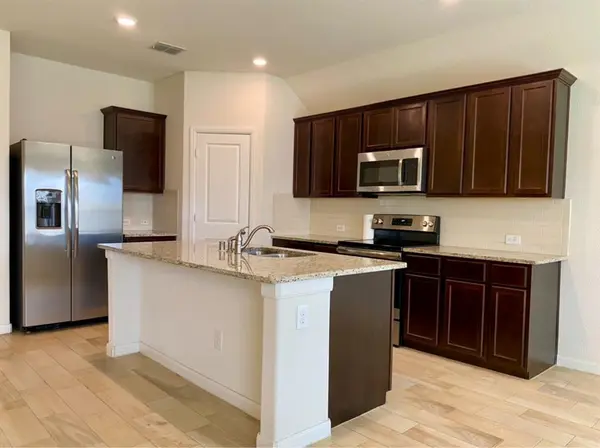 122 Rain Cloud Drive, Waxahachie, TX 75165