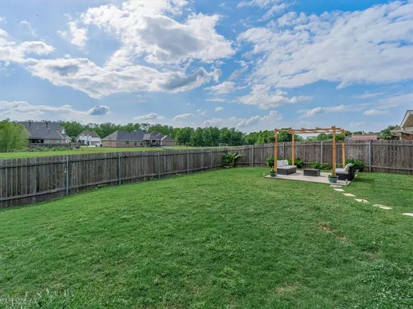 4204 Parkridge Drive, Benton, LA 71006