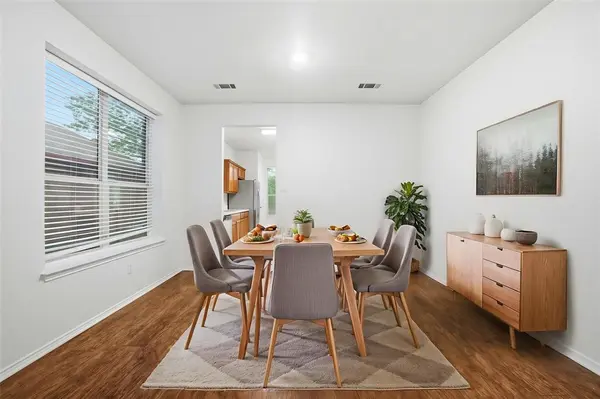 100 Bob White Drive, Red Oak, TX 75154