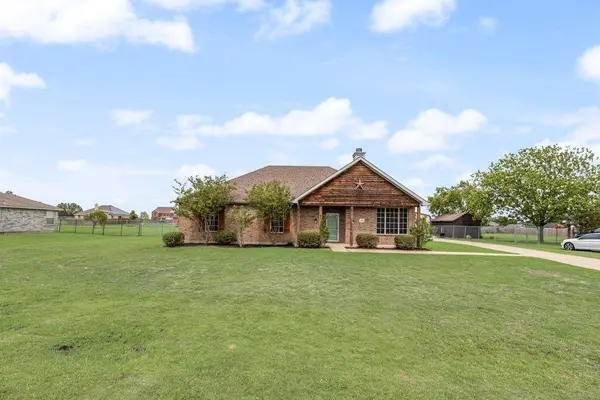 109 Haley Drive, Fate, TX 75189