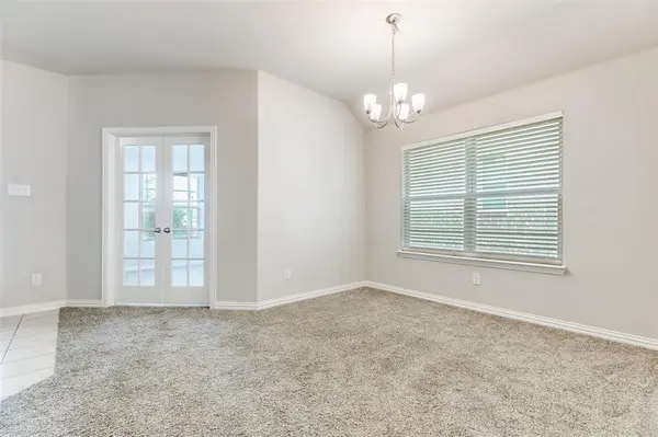 6214 Halton Dr, Aubrey, TX 76227