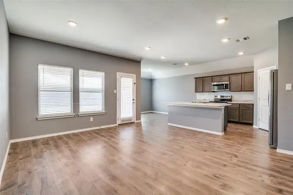 2124 Tulipwood Drive, Royse City, TX 75189