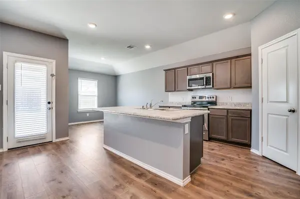 2124 Tulipwood Drive, Royse City, TX 75189