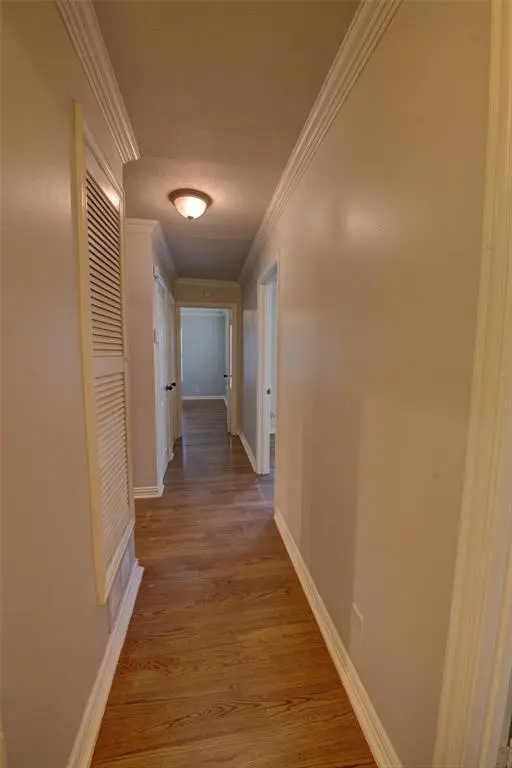 1212 Marshalldale Drive, Arlington, TX 76013