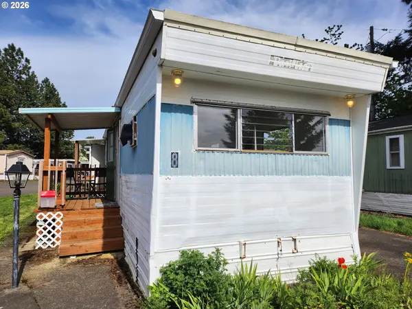 7635 SE JOHNSON CREEK BLVD, Portland, OR 97206