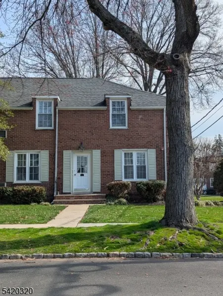 2B Parkway Village #2B, Cranford Twp., NJ 07016