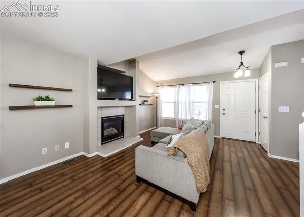 5515 Many Springs DR, Colorado Springs, CO 80923