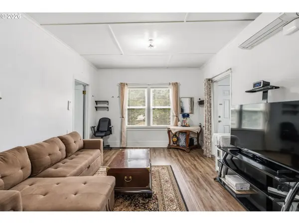 3315 W 18th AVE, Eugene, OR 97402