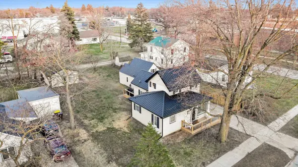 810 N Kinney AVE, Pleasant, MI 48858