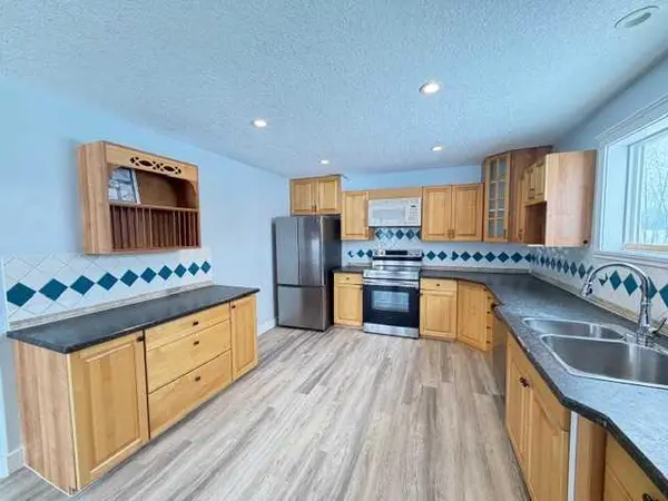 4230 Caribou CRES, Wabasca, AB T0G 2K0