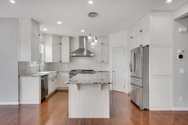 116 West Creek GLN, Chestermere, AB T1X 1P8