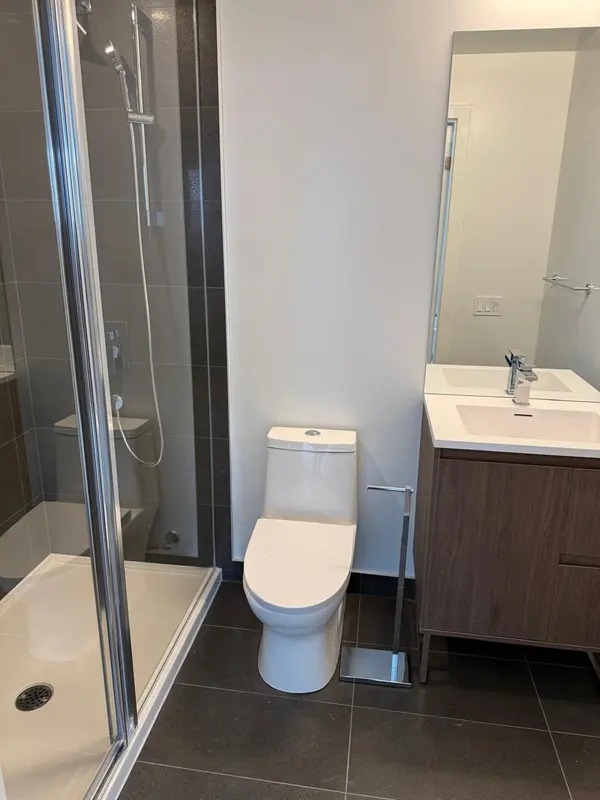 5 Quarrington LN #1002, Toronto C13, ON M3C 0S4