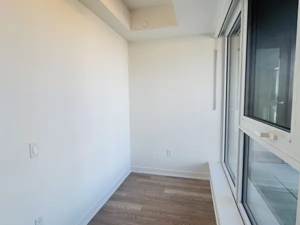 5 Quarrington LN #1005, Toronto C13, ON M3C 0S4