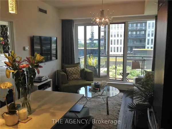 170 Sumach ST #711, Toronto C08, ON M5A 0C3