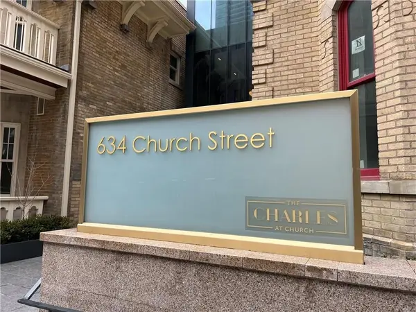 634 Church ST #803, Toronto C08, ON M4Y 2G3