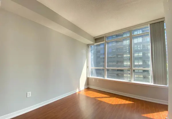 8 Telegram Mews #1111, Toronto C01, ON M5V 3Z5