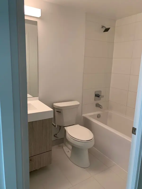 251 Jarvis ST #3607, Toronto C08, ON M4B 0C3