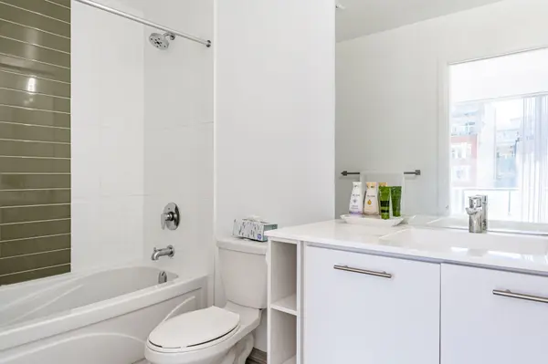 435 Richmond ST W #409, Toronto C01, ON M5V 0N3