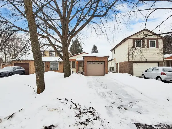 30 Madsen CRES, Markham, ON L3R 4P3