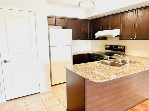 75 South Town Centre BLVD #1601, Markham, ON L6G 0B3