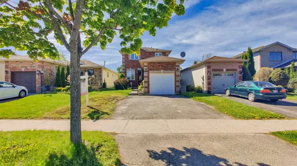 45 Athabaska RD, Barrie, ON L4N 8E8