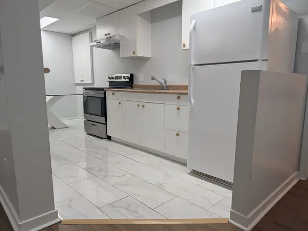 31 Buchanan ST, Barrie, ON L4M 6B5