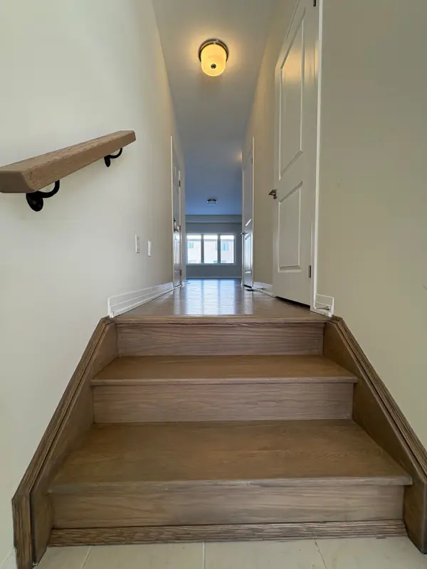 3172 Searidge ST, Severn, ON L3V 8R1