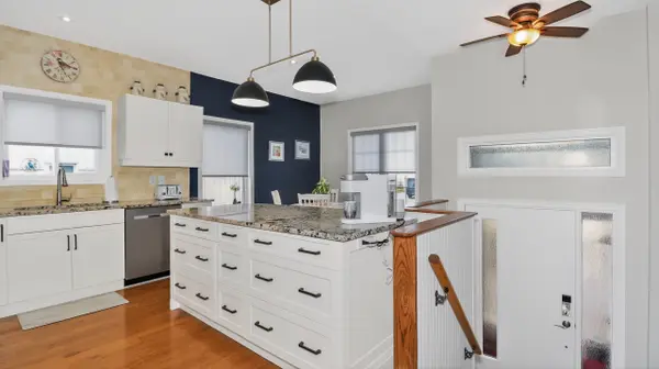 205 Country LN, Clearview, ON L0M 1S0