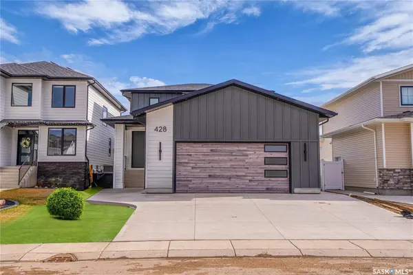 428 Woolf BEND, Saskatoon, SK S7W 1E5