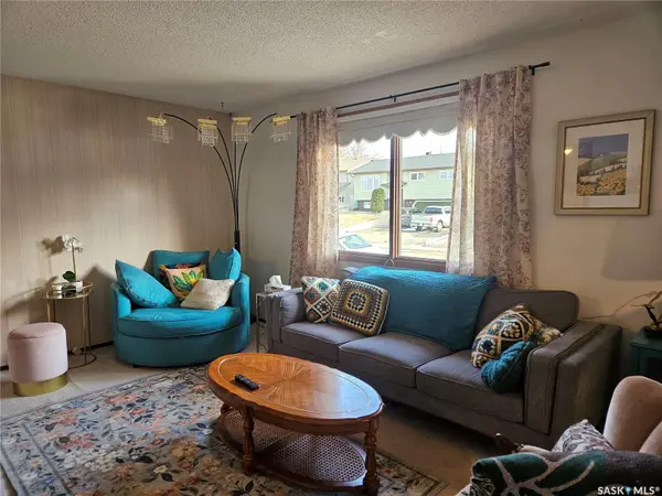 335 Aspen DRIVE, Swift Current, SK S9H 3Z8