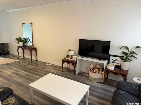 804 6TH STREET W, Nipawin, SK S0E 1E0