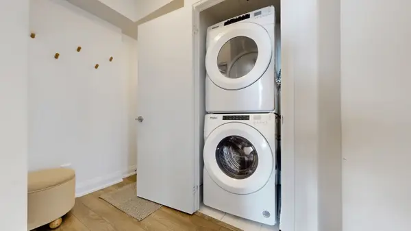 1461 Lawrence AVE W #509, Toronto W04, ON M6L 0A6