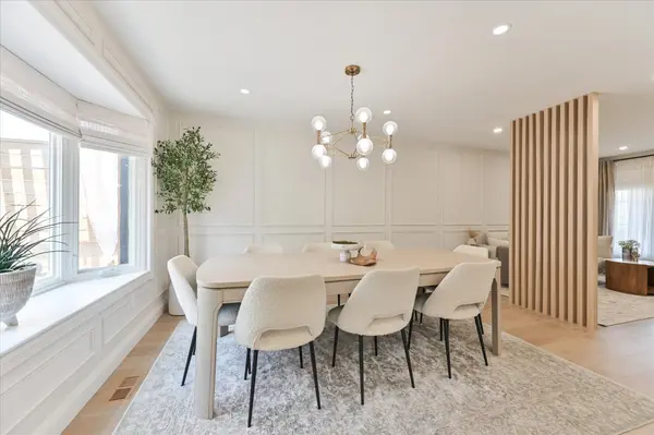 7337 Sandhurst DR, Mississauga, ON L5N 7G7