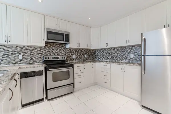 234 Albion RD #2203, Toronto W10, ON M9W 6A5