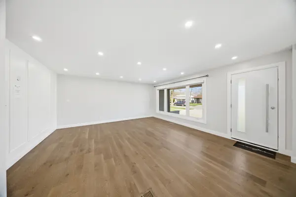 669 Geneva Park DR, Burlington, ON L7N 3C2