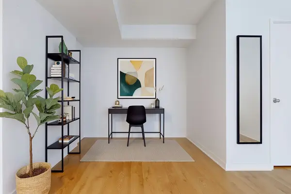 250 Manitoba ST #702, Toronto W06, ON M8Y 4G8