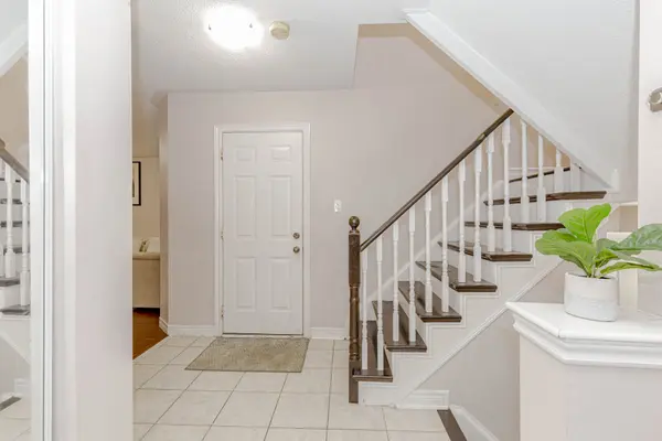 3120 Highbourne CRES, Oakville, ON L6M 5H2