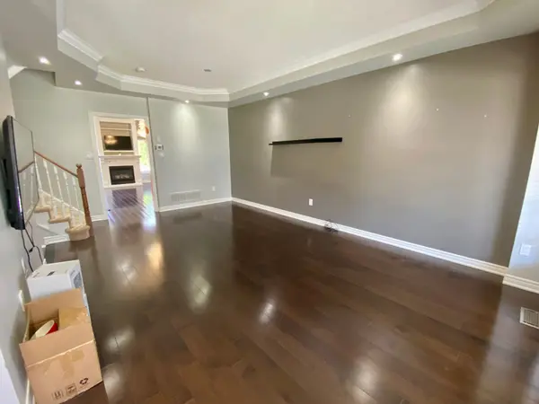 259 Gatwick DR, Oakville, ON L6H 7K3