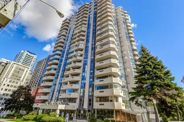 67 CAROLINE ST S #9D, Hamilton, ON L8P 3K6