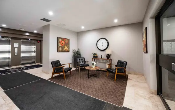 55 Yarmouth ST #302, Guelph, ON N1H 7R4